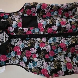 Floral Sleeveless Blouse